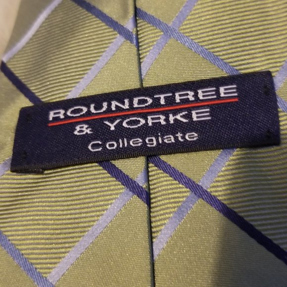 Roundtree & Yorke Silk Tie Made In USA - Picture 3 of 5